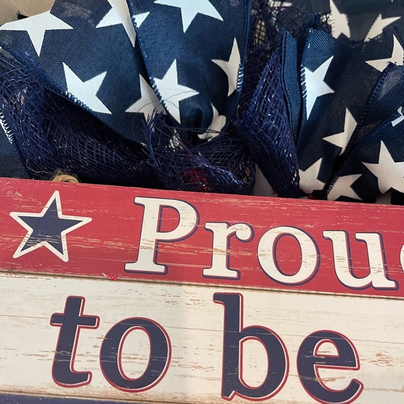Patriotic WREATH “PROUD TO BE AN AMERICAN” Red,White & Blue 24” Memorial Day 7/4 - Picture 8 of 9